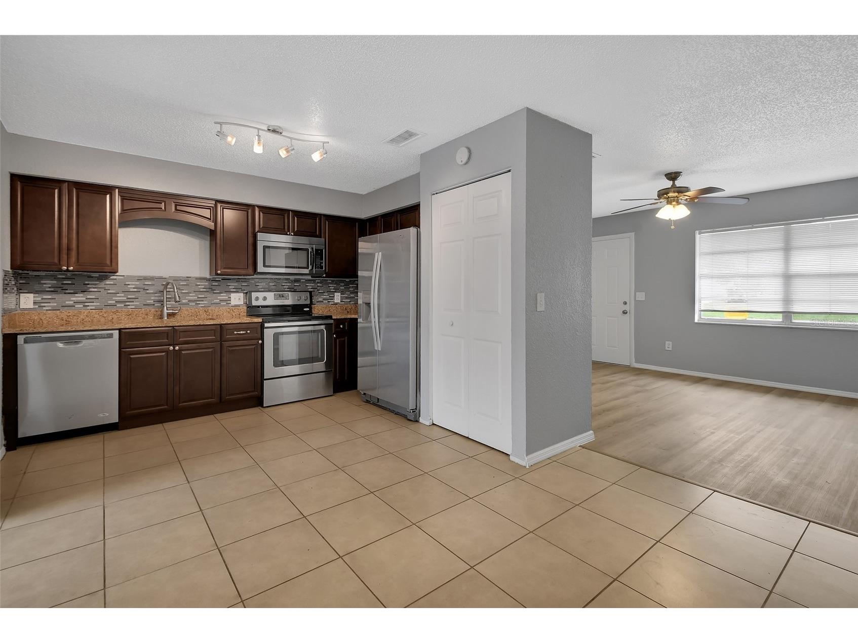 365 W Lansdowne Avenue Orange City FL 32763 V4949991 image10