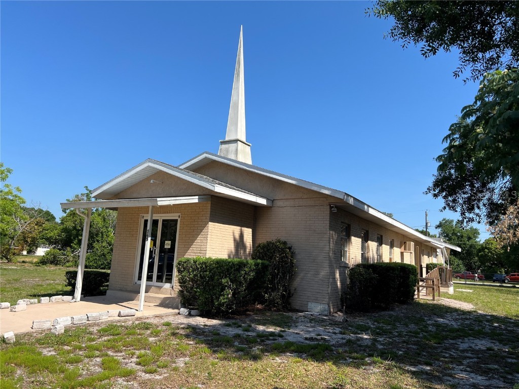 365 W Terrace Avenue Lake Alfred FL 33850 P4930151 image1