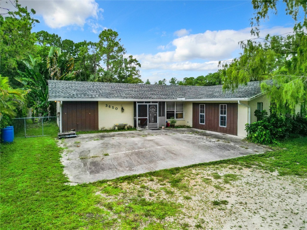 3650 25th Avenue SW Naples FL 34117 G5085839 image1