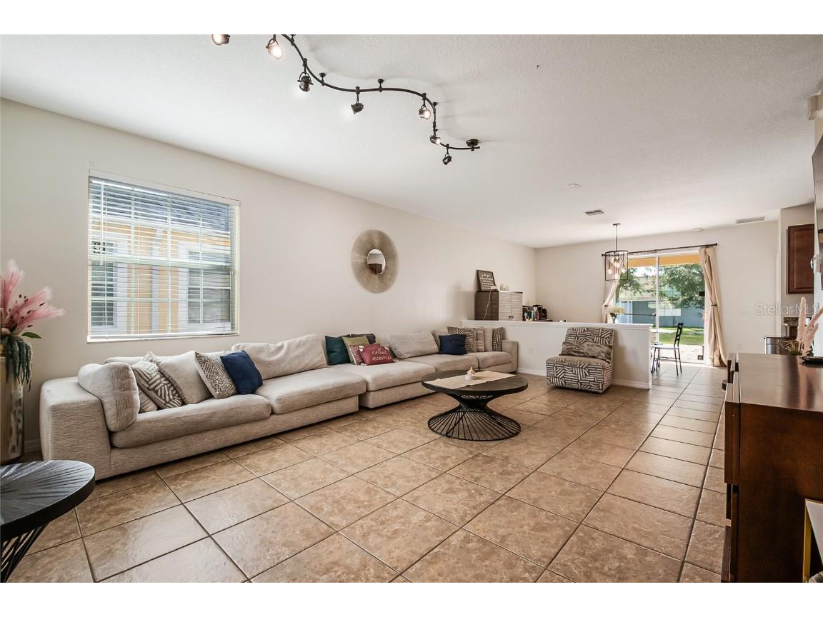 3650 Creswick Circle Orlando FL 32829 O6359486 image8