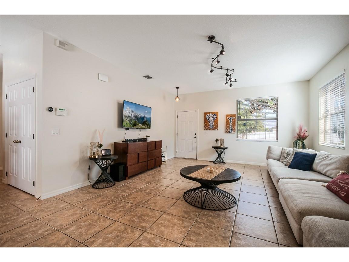 3650 Creswick Circle Orlando FL 32829 O6359486 image9