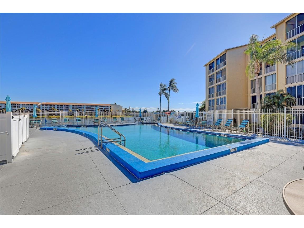 3650 Lake Bayshore Drive #K-316 Bradenton FL 34205 TB8439381 image23