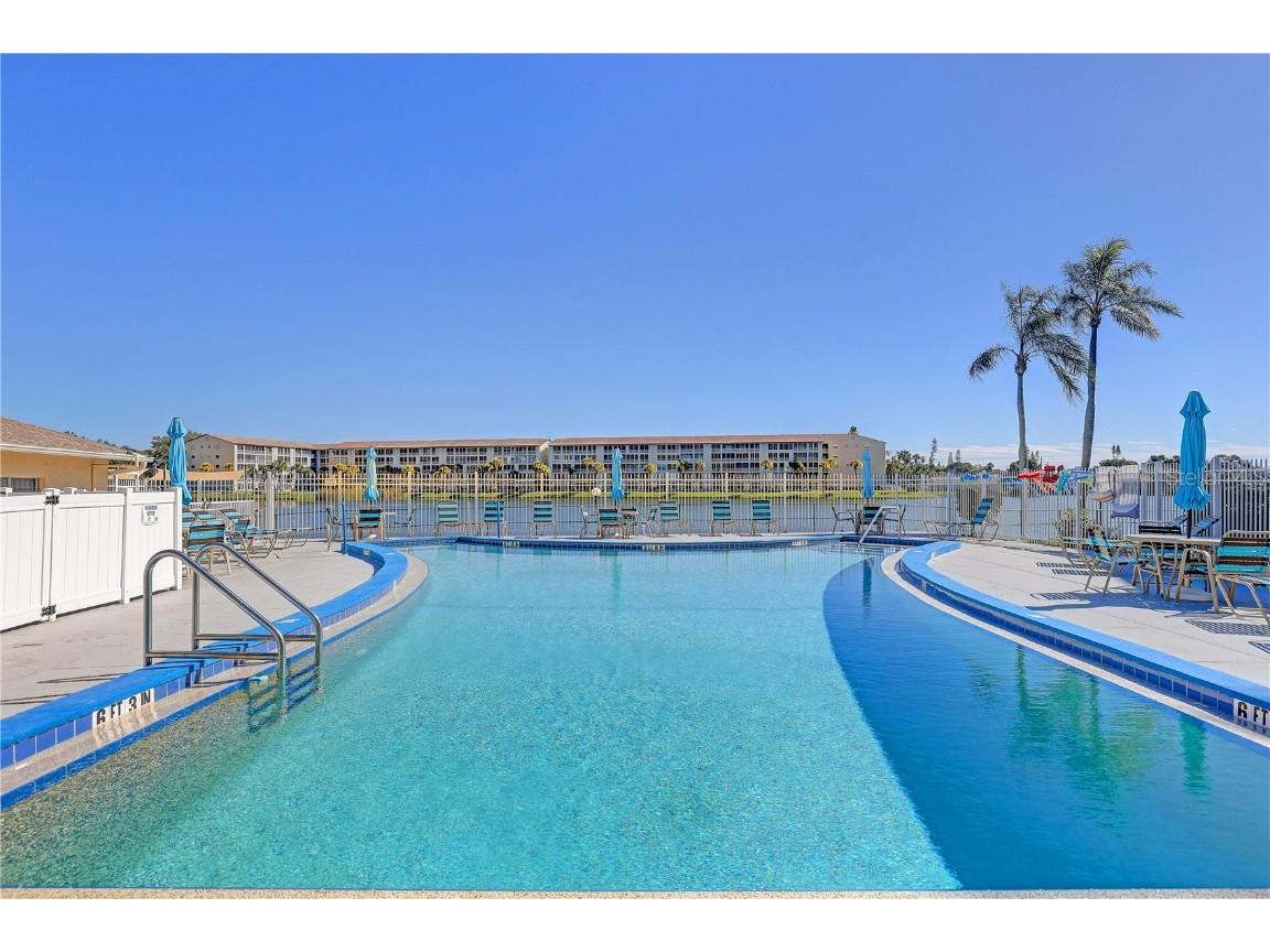 3650 Lake Bayshore Drive #K-316 Bradenton FL 34205 TB8439381 image24