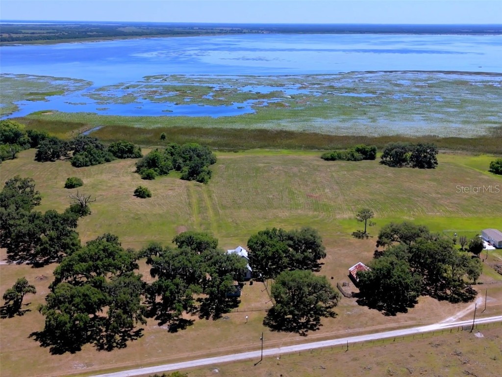 3650 Lake Tohopekaliga Road Saint Cloud FL 34772 - LAKE TOHOPEKALIGA O6300429 image1