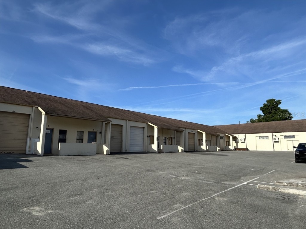 3650 NE 25th Street #4 Ocala FL 34470 OM677686 image1