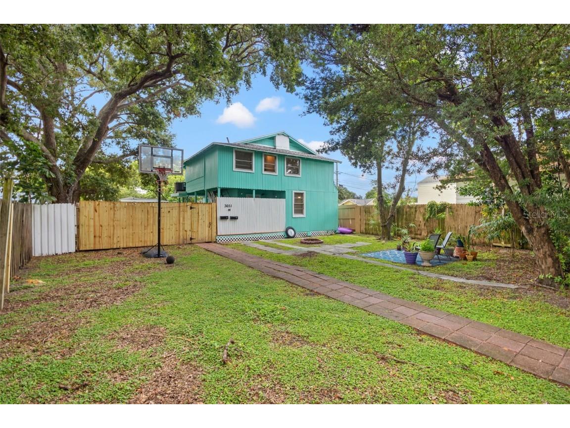 3651 15th Street N Saint Petersburg FL 33704 TB8377476 image1