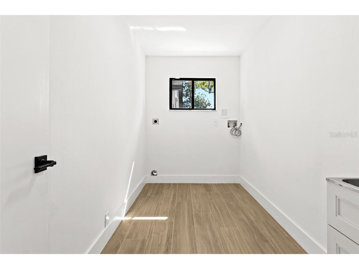 3651 Country Place Boulevard Sarasota FL 34233 A4672158 image23