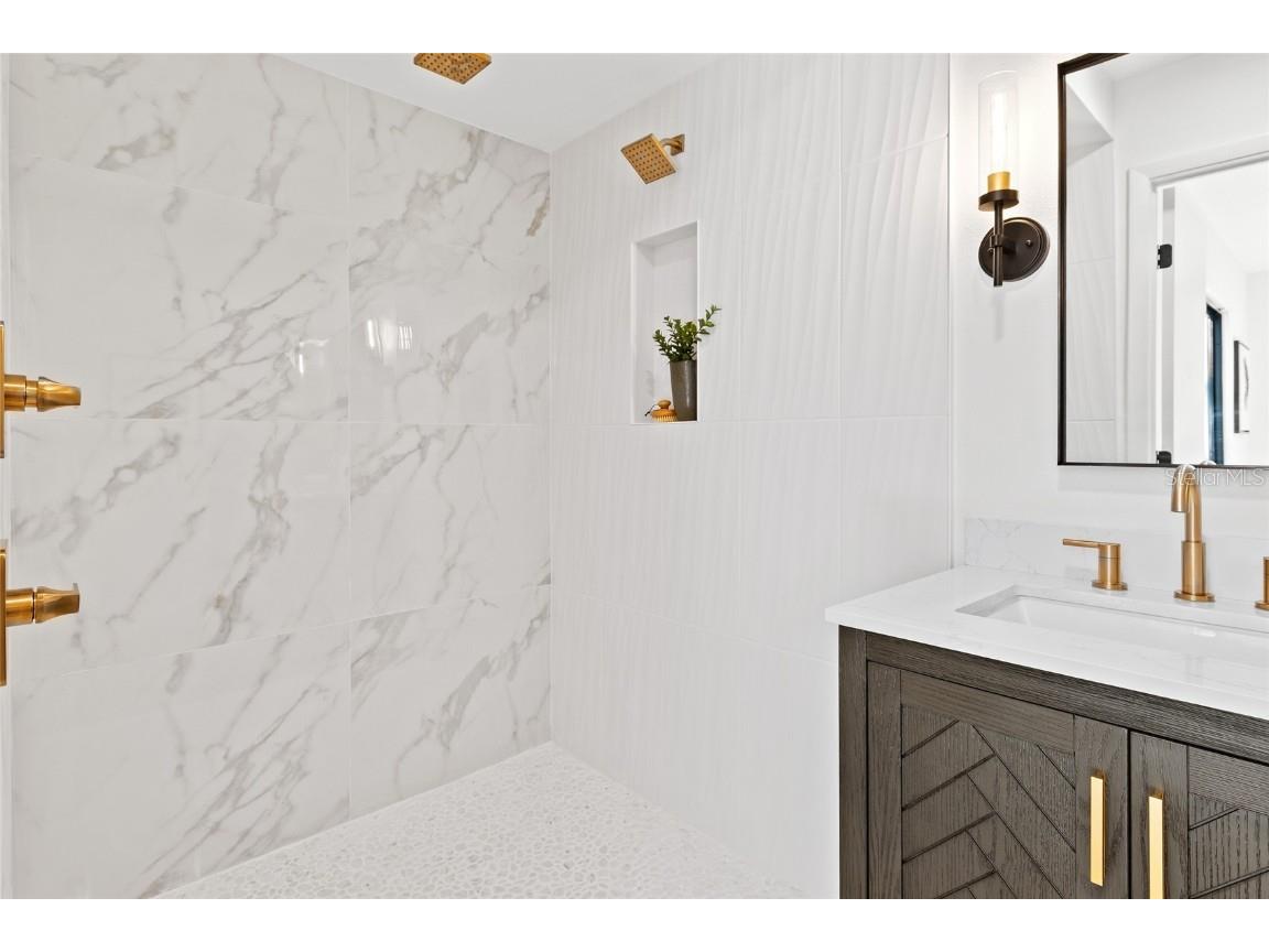 3651 Country Place Boulevard Sarasota FL 34233 A4672158 image31