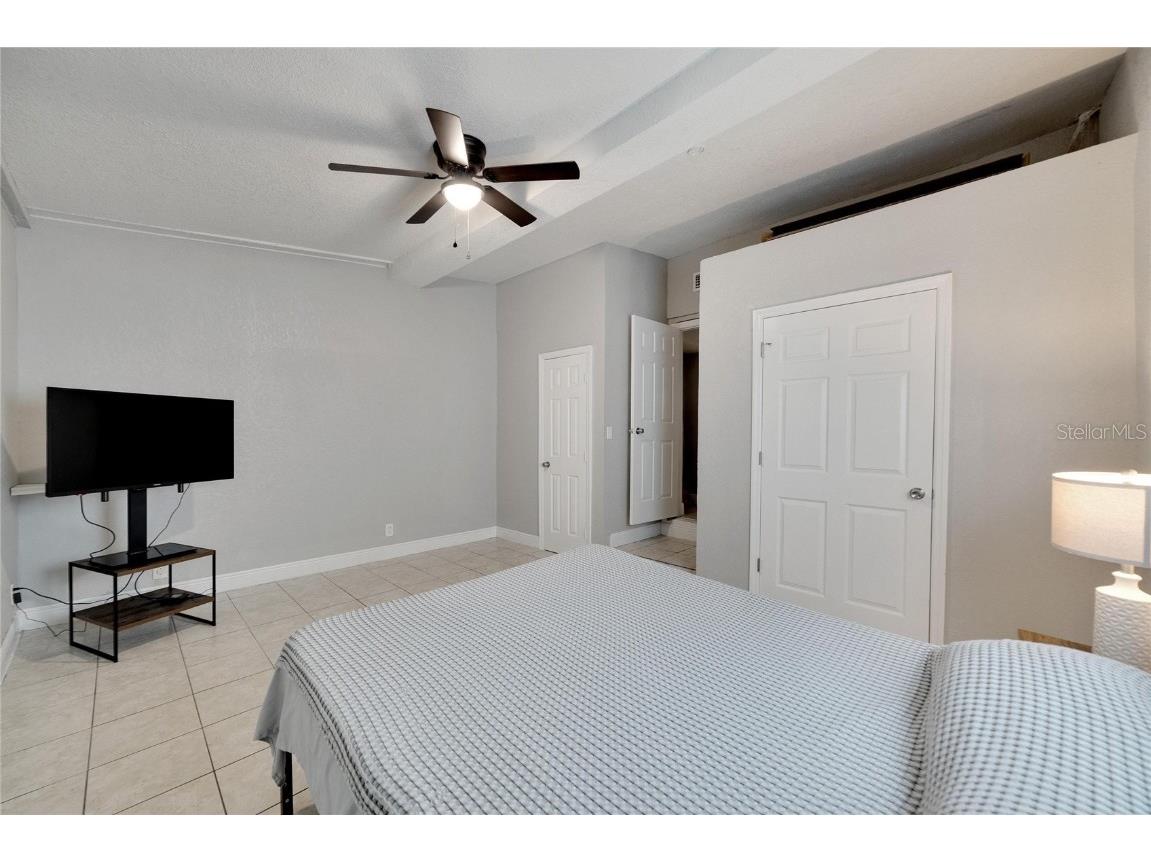 3651 Haines Road N Saint Petersburg FL 33704 TB8451810 image30