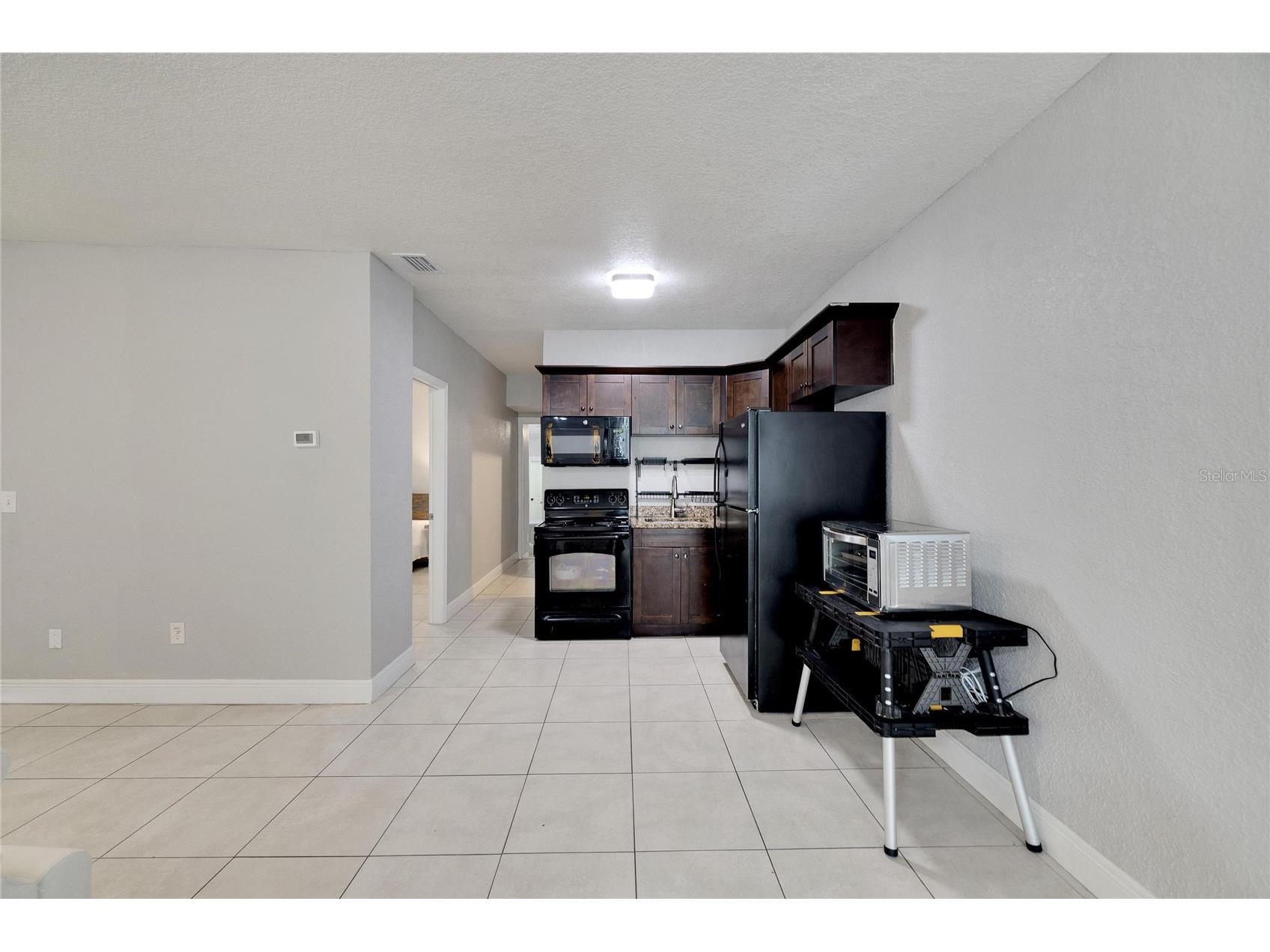 3651 Haines Road N Saint Petersburg FL 33704 TB8503934 image17
