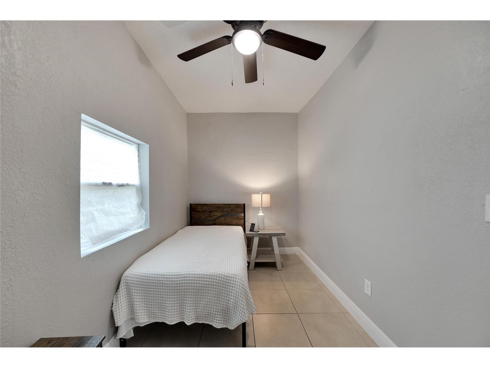 3651 Haines Road N Saint Petersburg FL 33704 TB8503934 image24