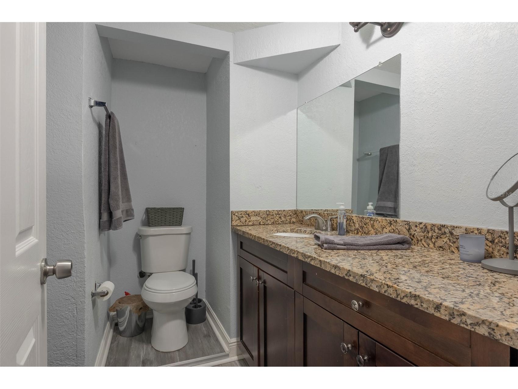 3651 Haines Road N Saint Petersburg FL 33704 TB8525531 image31