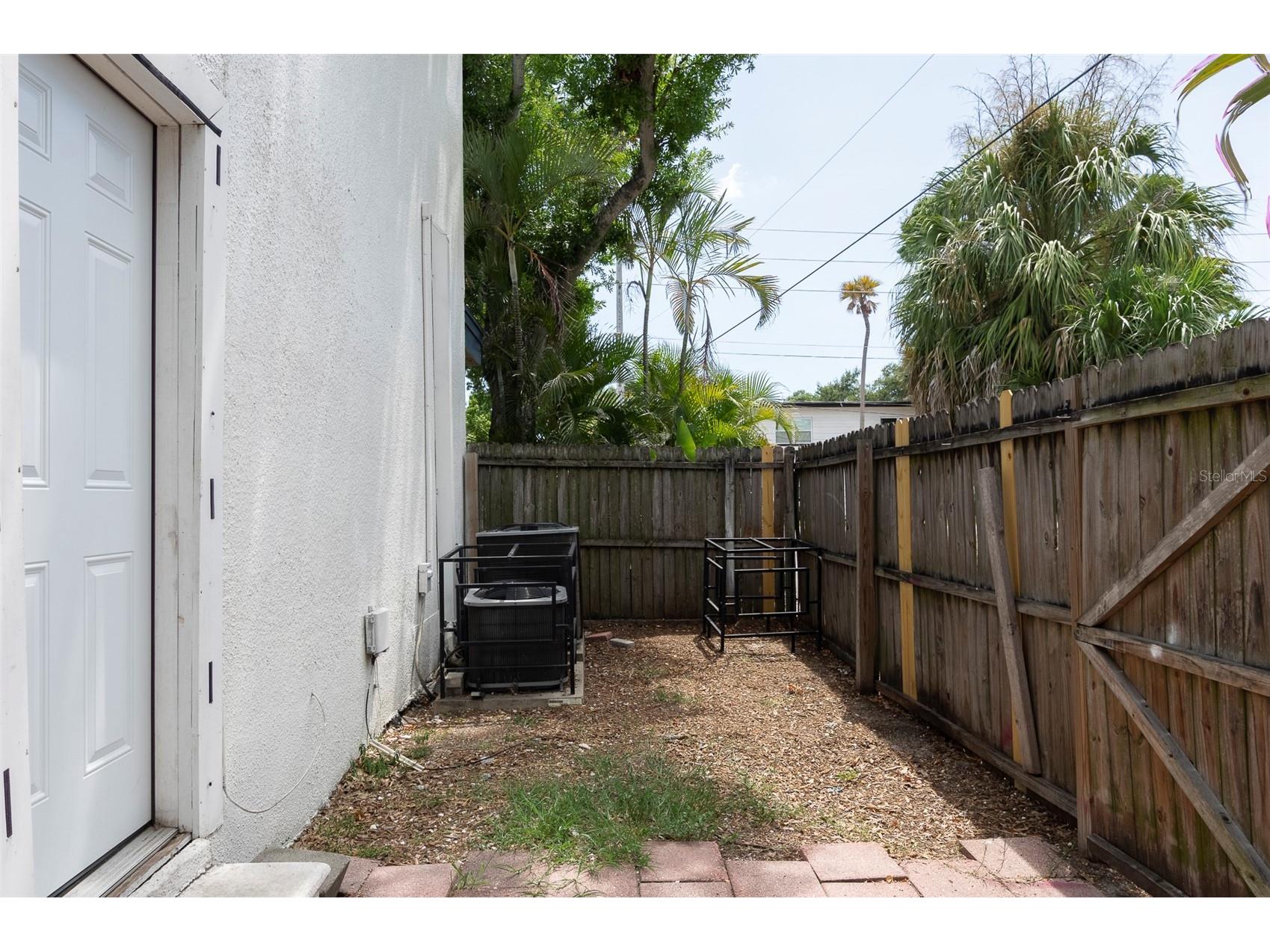 3651 Haines Road N Saint Petersburg FL 33704 TB8525531 image39