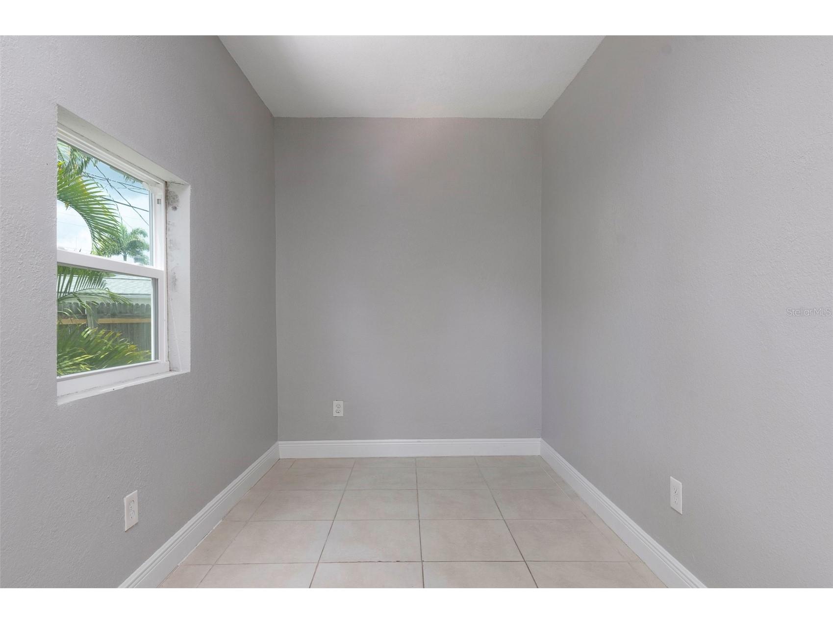 3651 Haines Road N Saint Petersburg FL 33704 TB8525531 image9