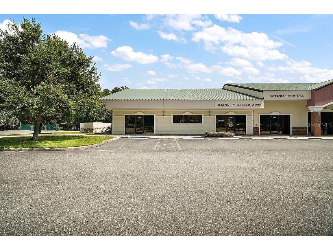 3651 Lake Center Drive Mount Dora FL 32757 G5097805 image2