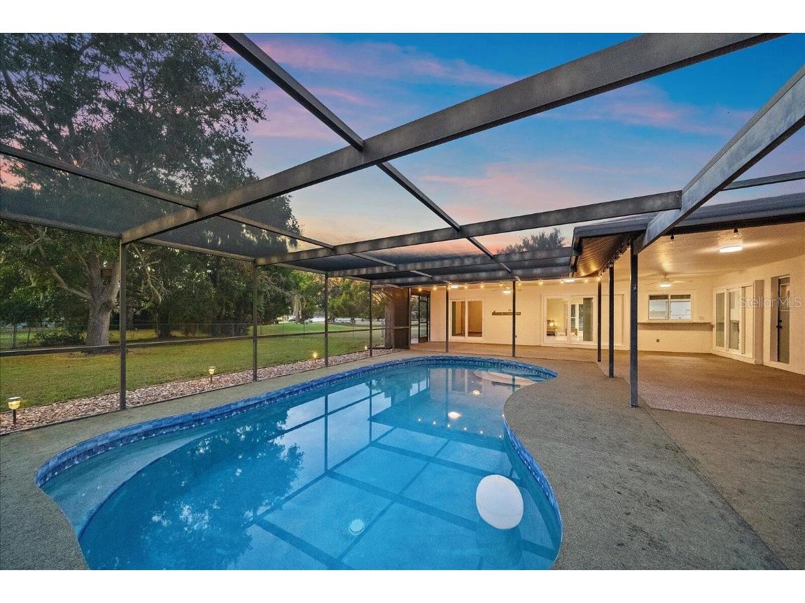 3652 Oak Grove Drive Sarasota FL 34243 O6357781 image14