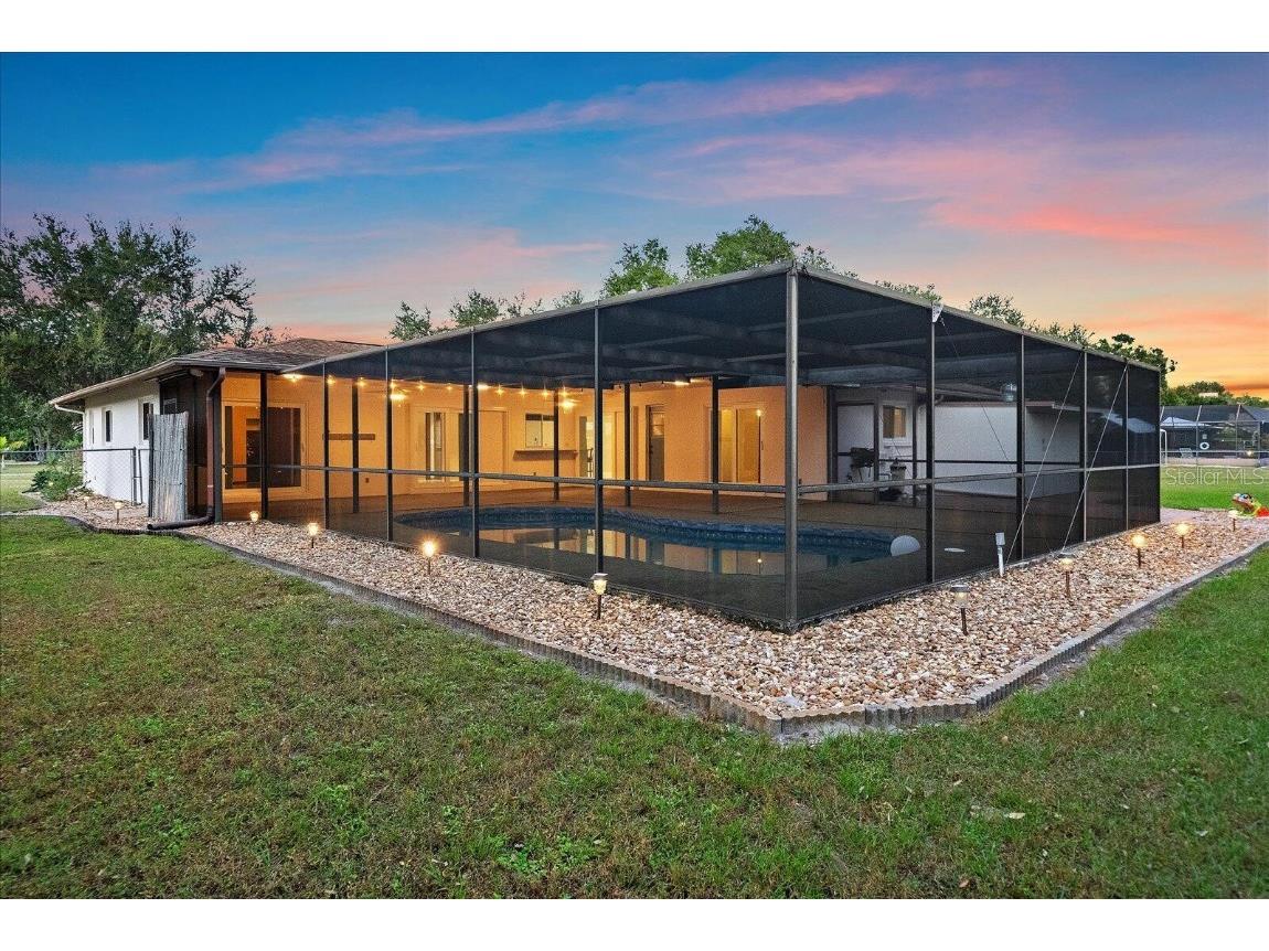 3652 Oak Grove Drive Sarasota FL 34243 O6357781 image17