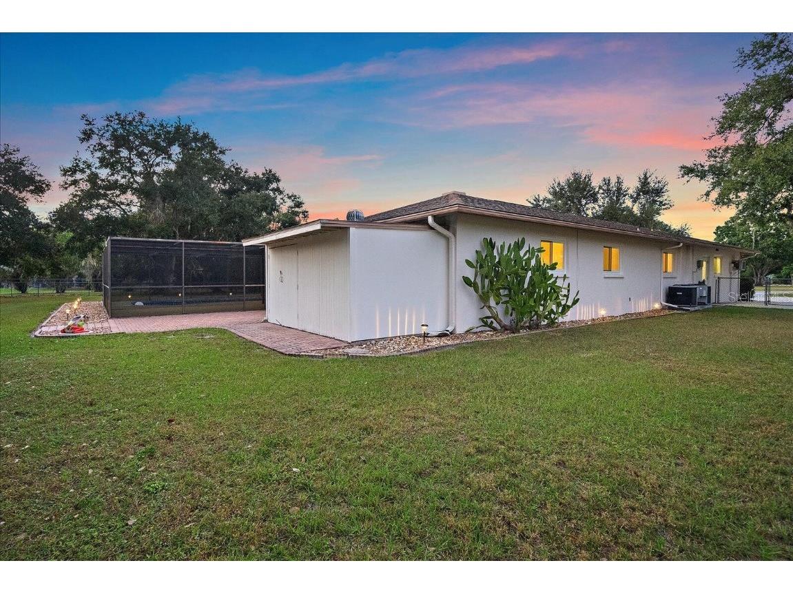 3652 Oak Grove Drive Sarasota FL 34243 O6357781 image18