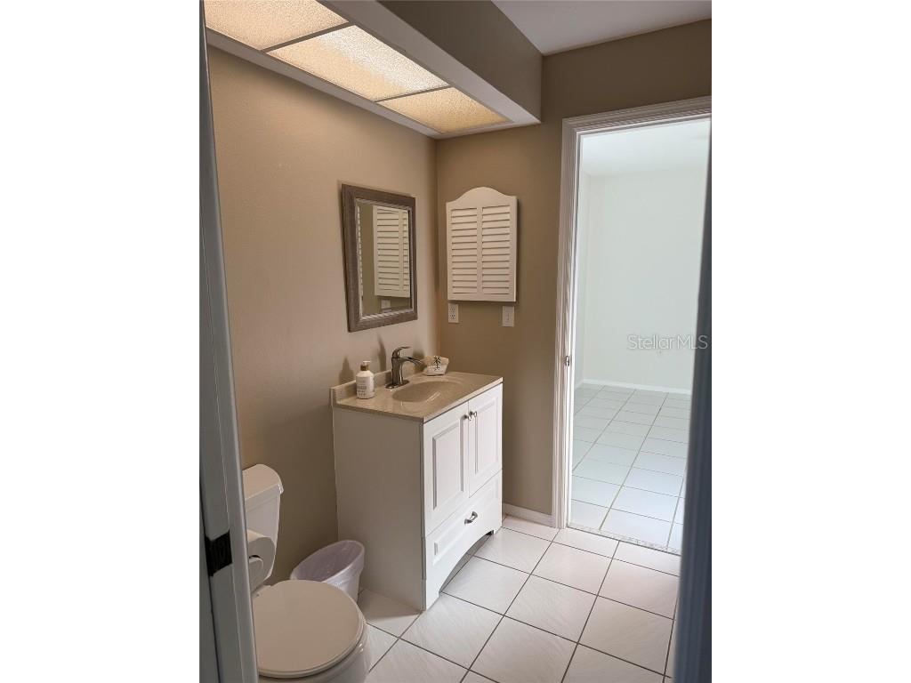 3652 Oak Grove Drive Sarasota FL 34243 O6357781 image28