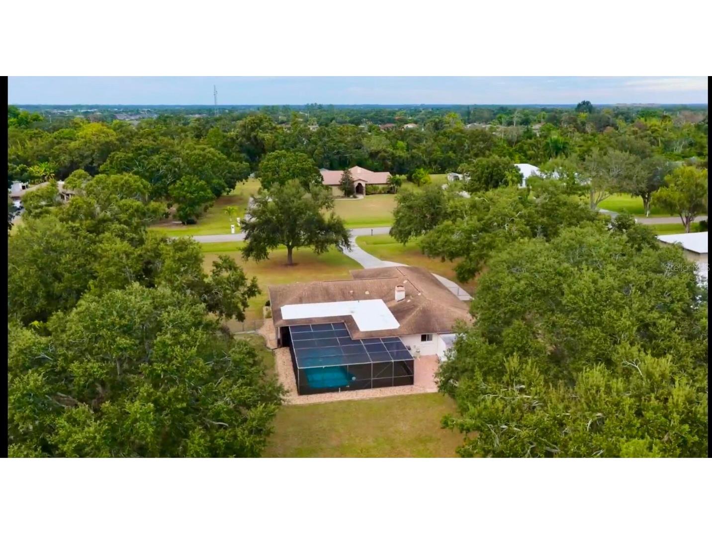 3652 Oak Grove Drive Sarasota FL 34243 O6357781 image3