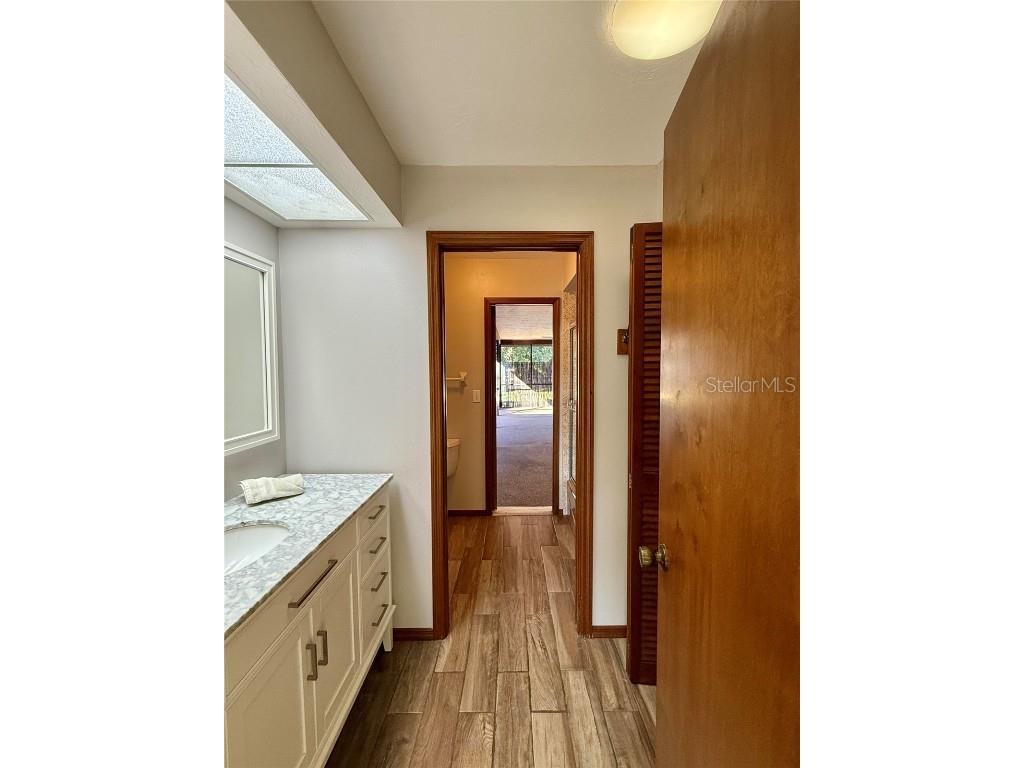 3652 Oak Grove Drive Sarasota FL 34243 O6357781 image36