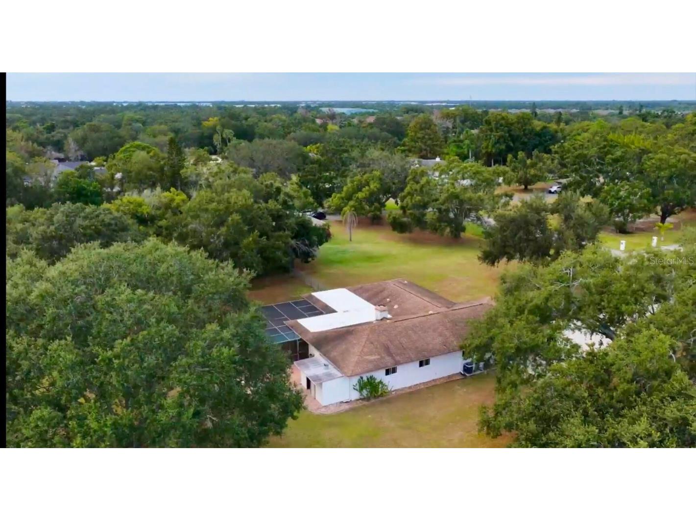 3652 Oak Grove Drive Sarasota FL 34243 O6357781 image4