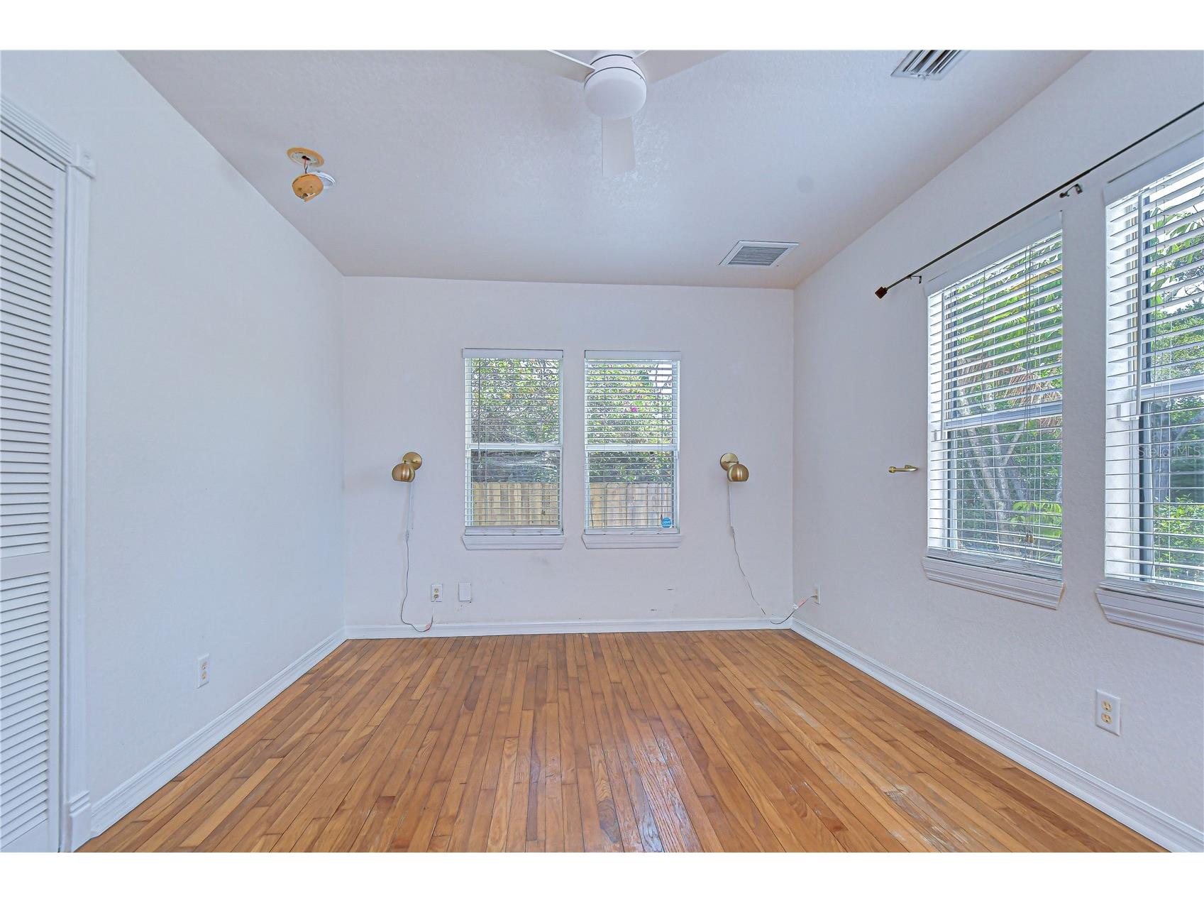 3653 2nd Avenue N Saint Petersburg FL 33713 TB8507192 image22