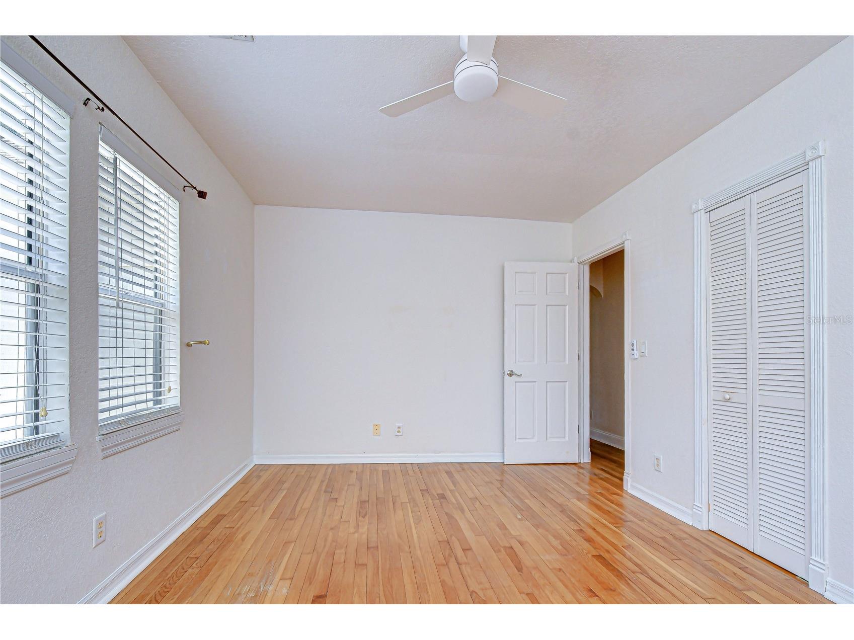 3653 2nd Avenue N Saint Petersburg FL 33713 TB8507192 image24