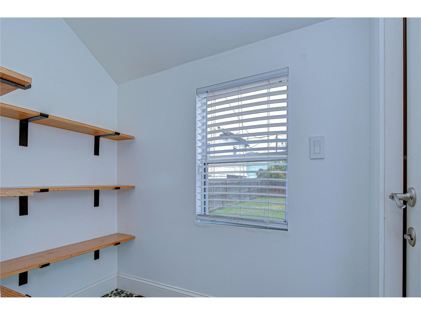 3653 2nd Avenue N Saint Petersburg FL 33713 TB8507192 image28