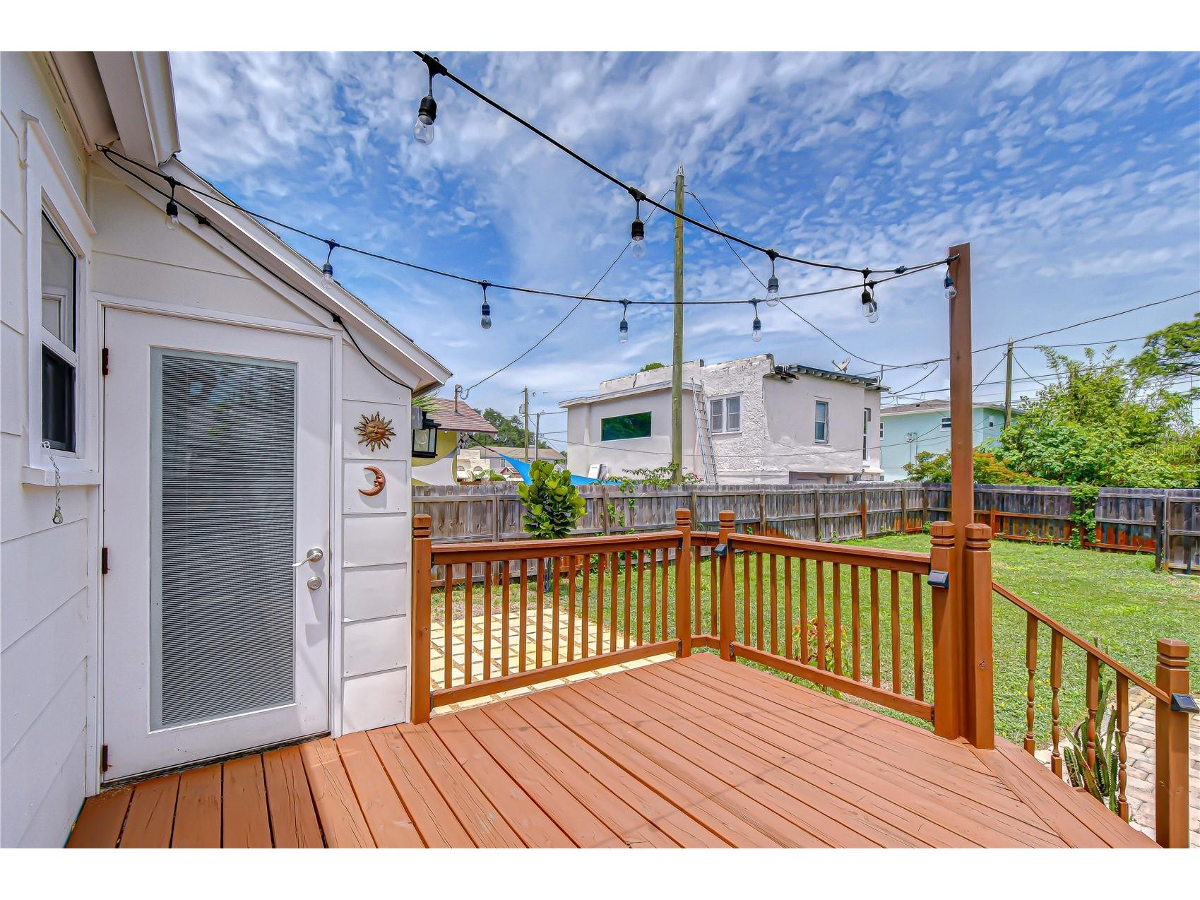 3653 2nd Avenue N Saint Petersburg FL 33713 TB8507192 image32