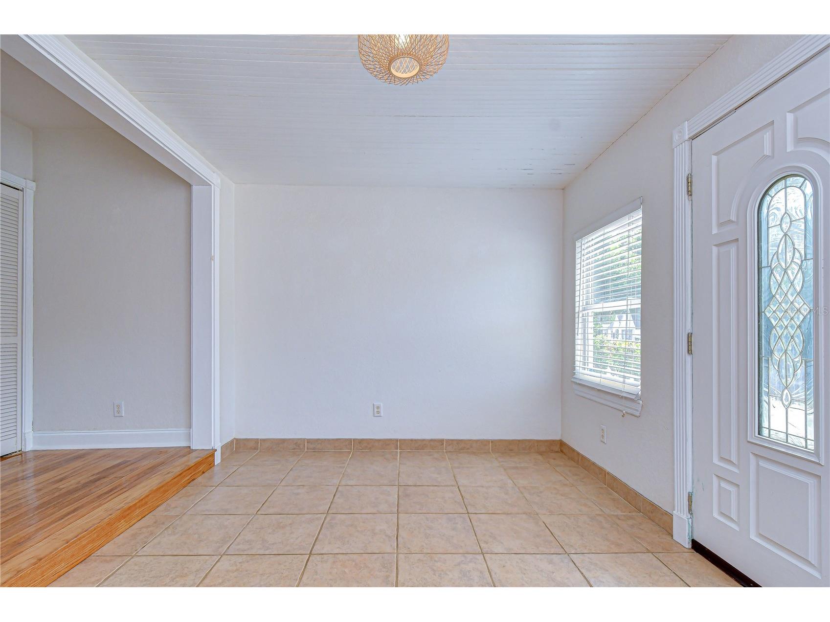 3653 2nd Avenue N Saint Petersburg FL 33713 TB8507192 image5