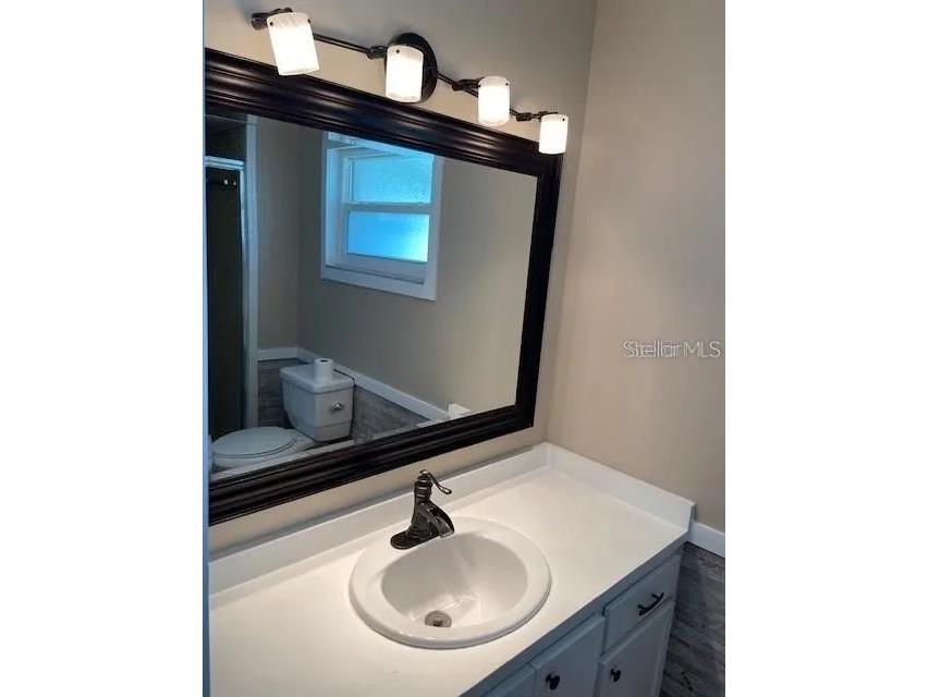 3654 Pin Oaks Street Sarasota FL 34232 A4700157 image10