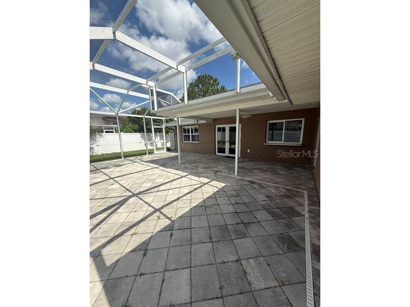 3654 Pin Oaks Street Sarasota FL 34232 A4700157 image26