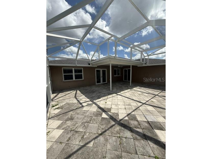 3654 Pin Oaks Street Sarasota FL 34232 A4700157 image27