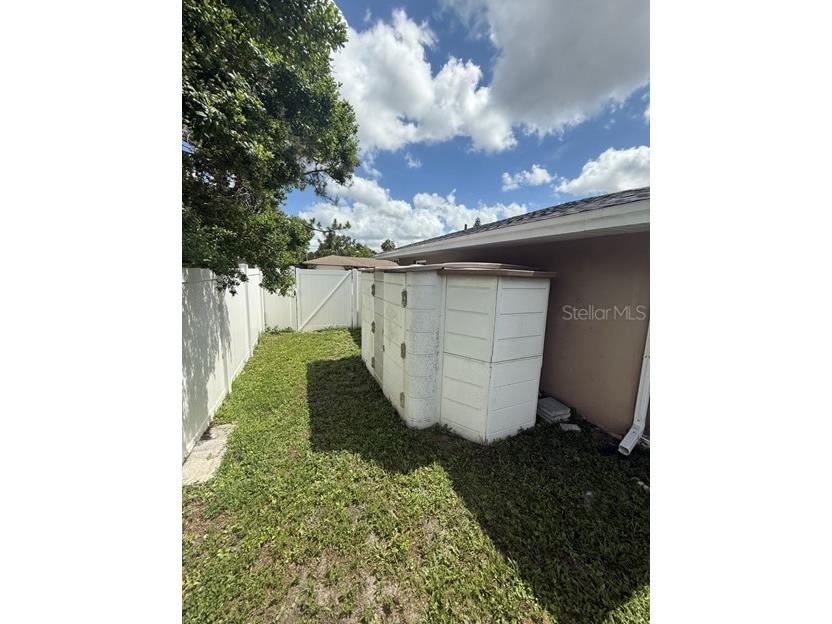 3654 Pin Oaks Street Sarasota FL 34232 A4700157 image29