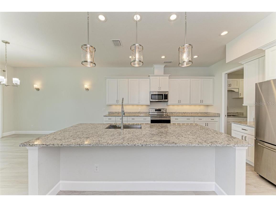 3655 Bal Harbor Boulevard #111-113 Punta Gorda FL 33950 C7515296 image10