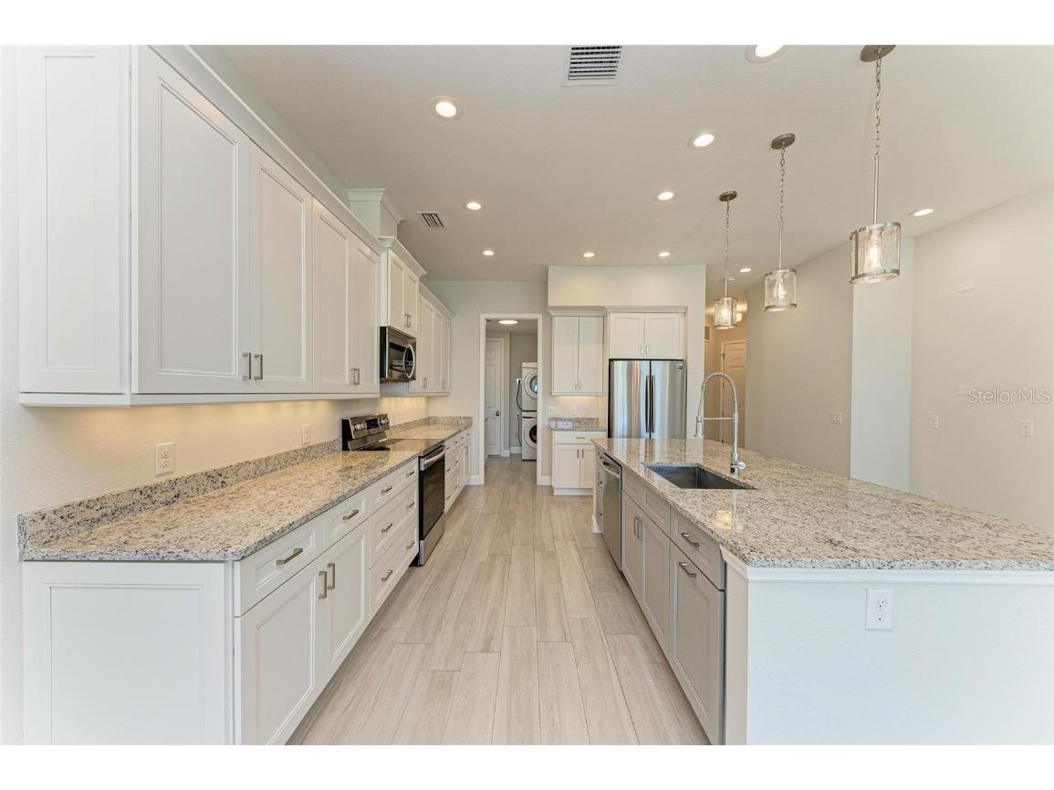 3655 Bal Harbor Boulevard #111-113 Punta Gorda FL 33950 C7515296 image12