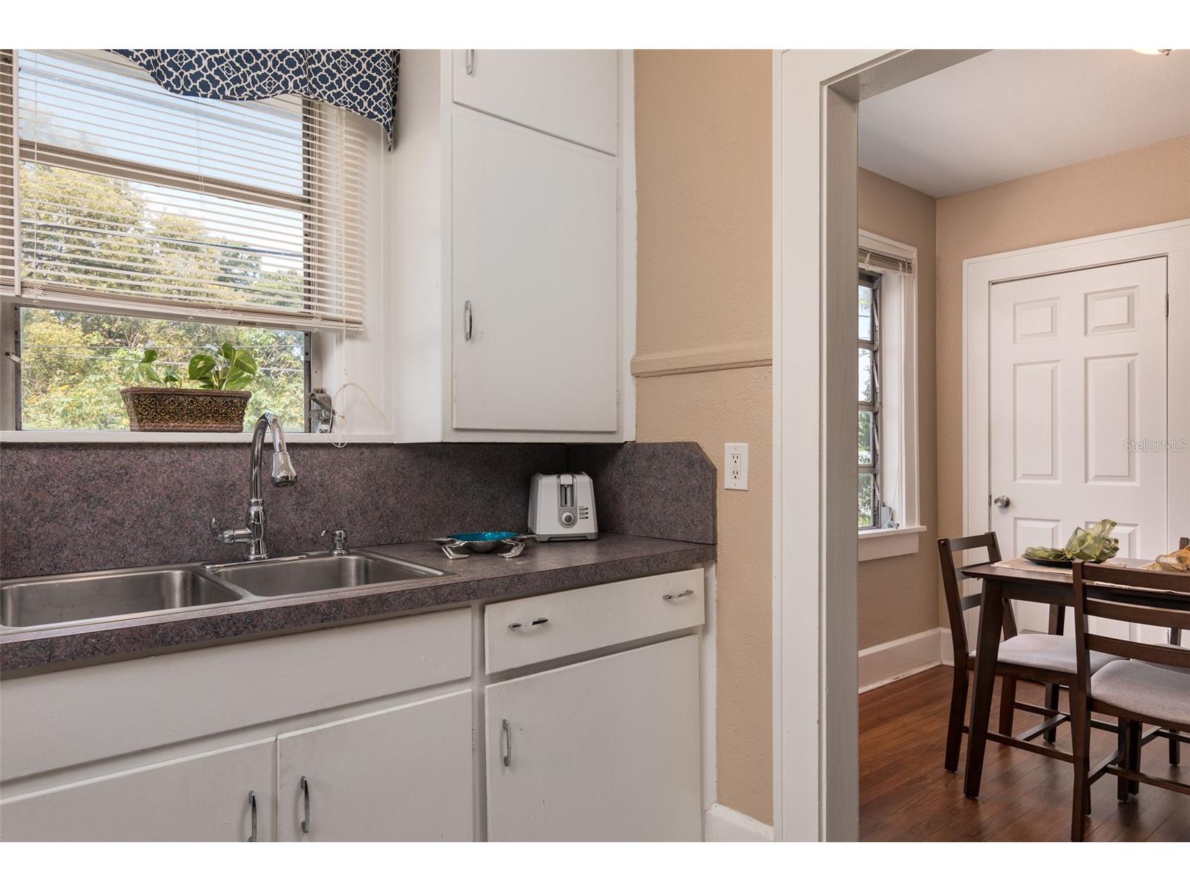 3655 N 1st (Upper Unit) Avenue Saint Petersburg FL 33713 TB8502435 image11