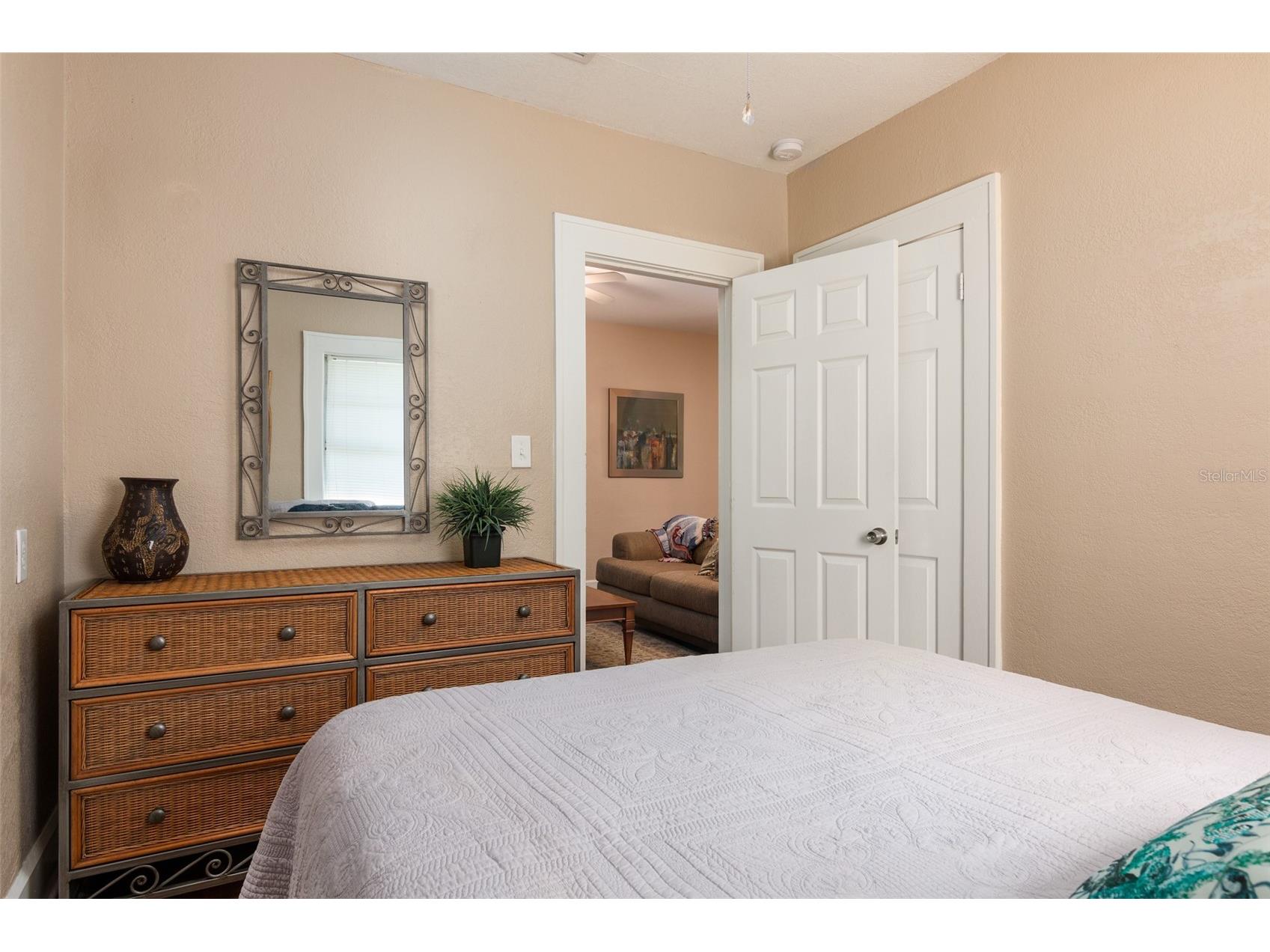 3655 N 1st (Upper Unit) Avenue Saint Petersburg FL 33713 TB8502435 image12