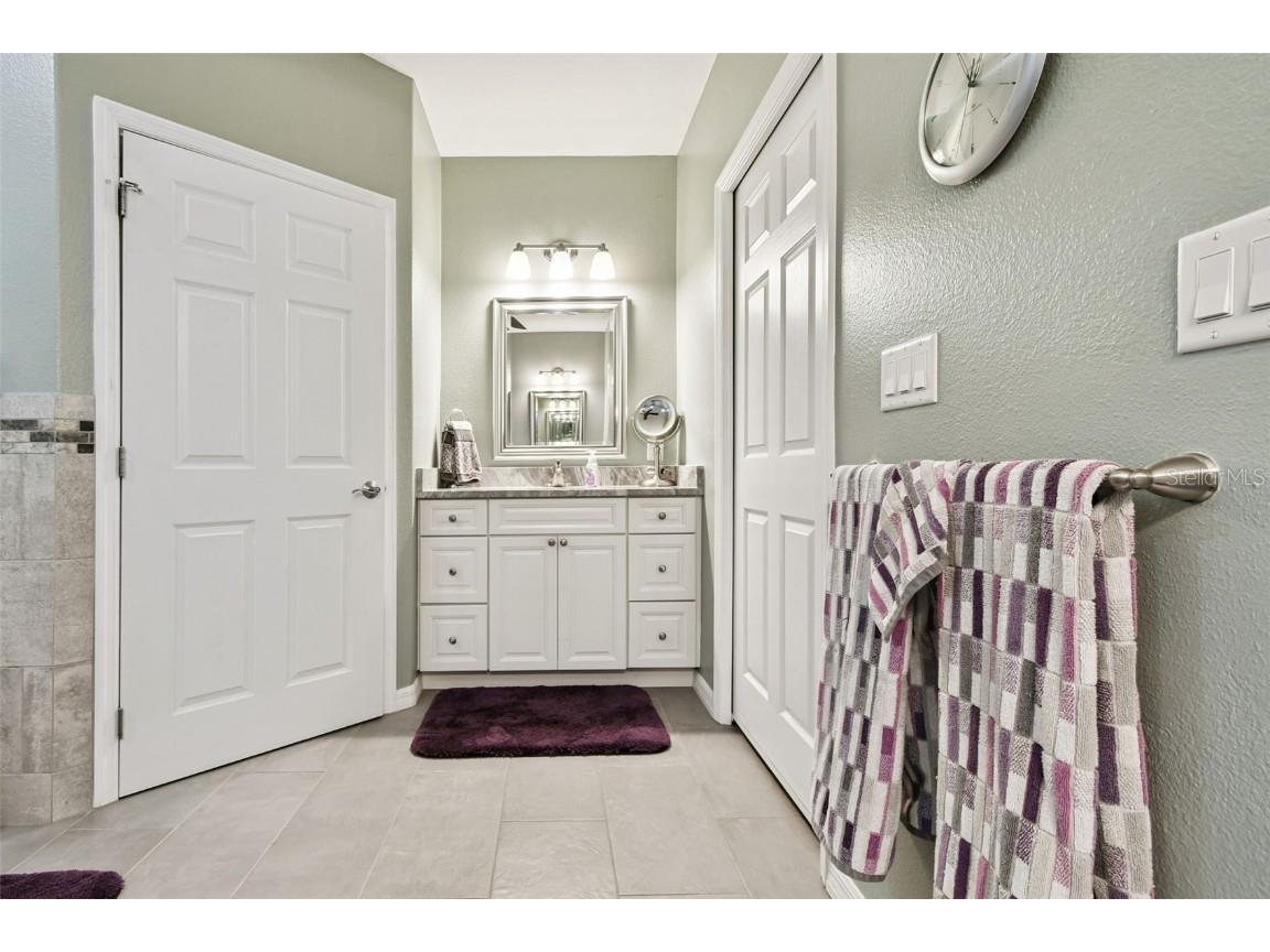 3655 Square West Lane #9 Sarasota FL 34238 W7874908 image28