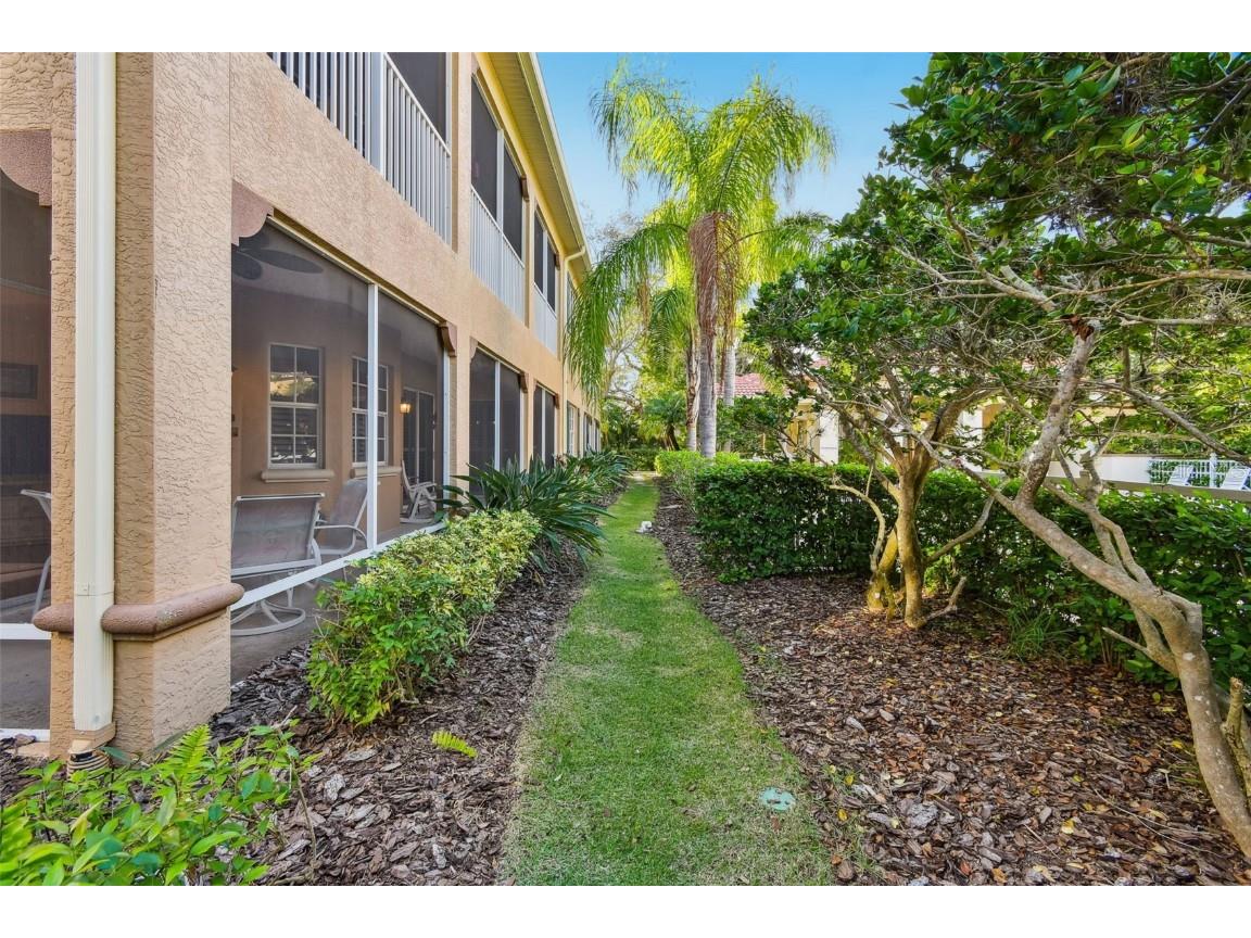 3655 Square West Lane #9 Sarasota FL 34238 W7874908 image41