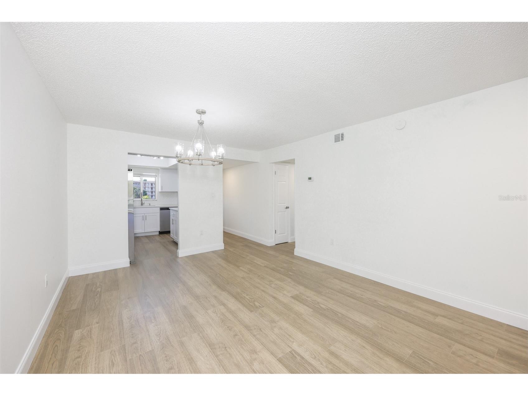 3656 Lake Bayshore Dr Bldg K #319 Bradenton FL 34205 TB8456979 image11