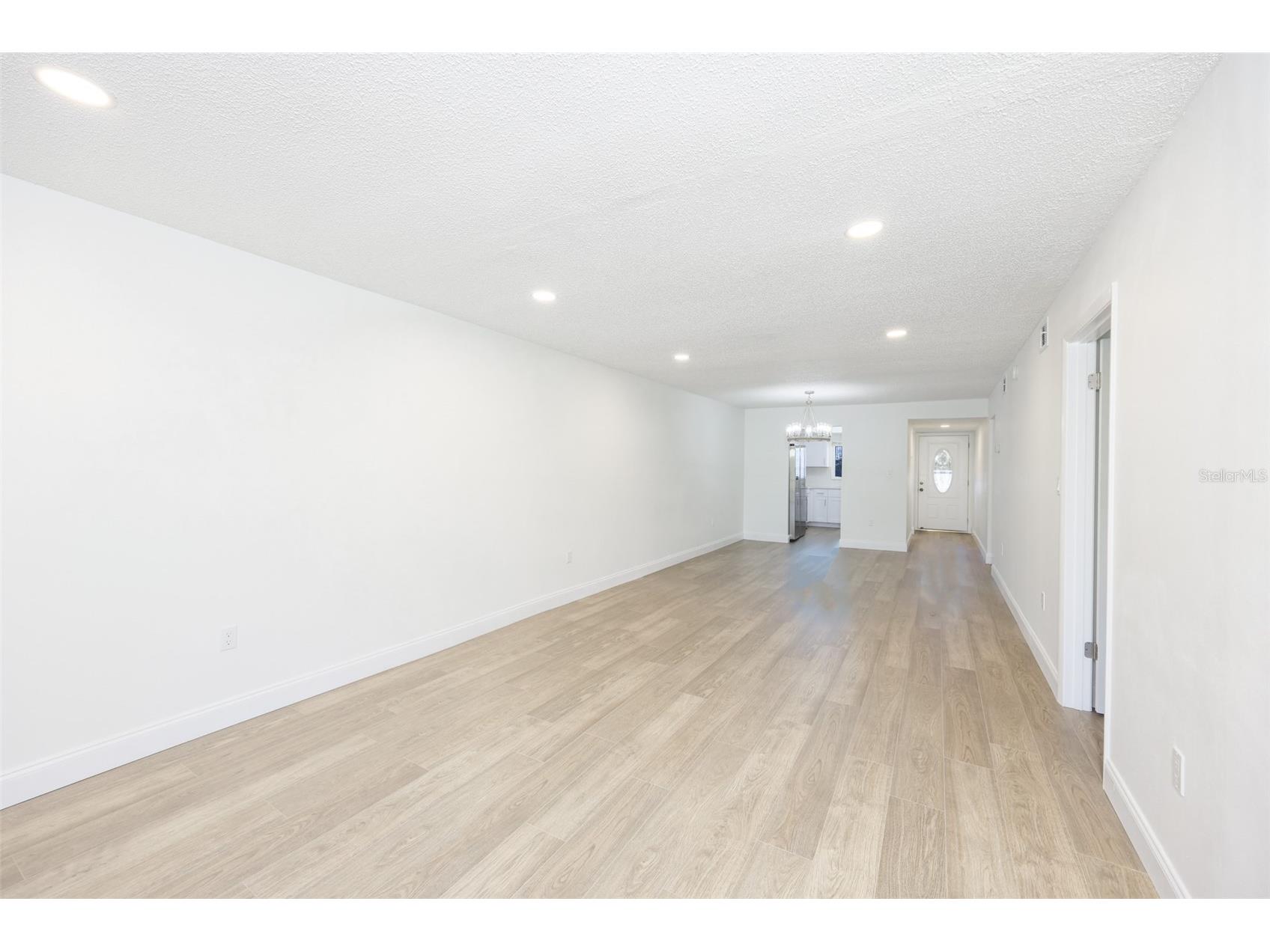 3656 Lake Bayshore Dr Bldg K #319 Bradenton FL 34205 TB8456979 image13