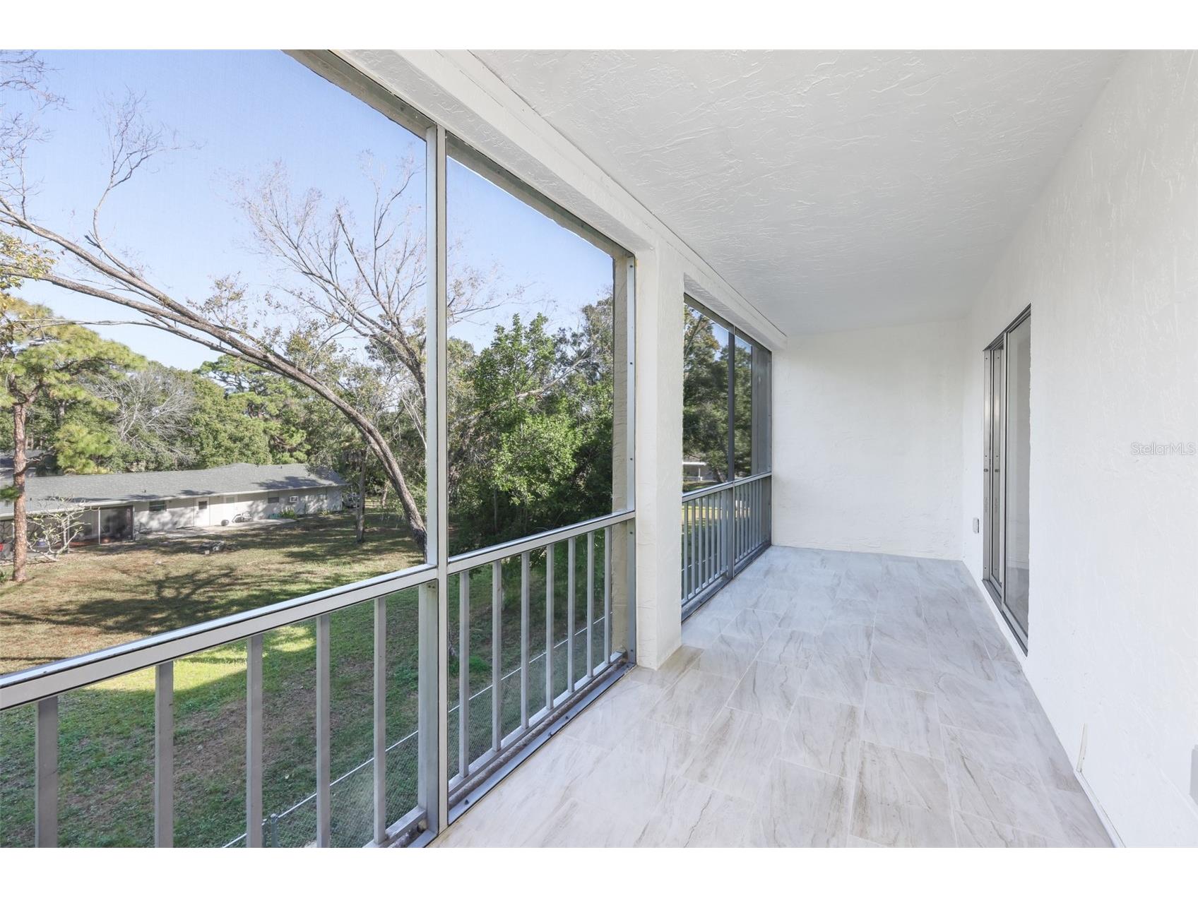 3656 Lake Bayshore Dr Bldg K #319 Bradenton FL 34205 TB8456979 image16