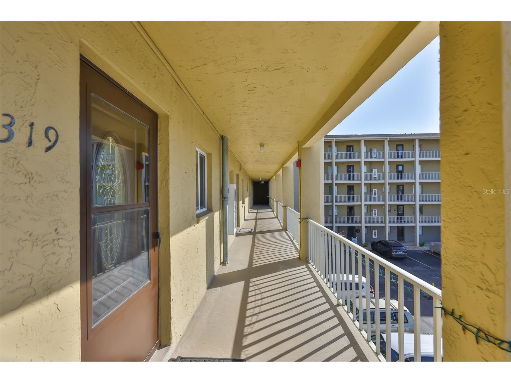 3656 Lake Bayshore Dr Bldg K #319 Bradenton FL 34205 TB8456979 image2