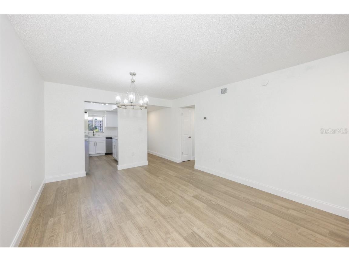 3656 Lake Bayshore Drive #319 Bradenton FL 34205 TB8456979 image10