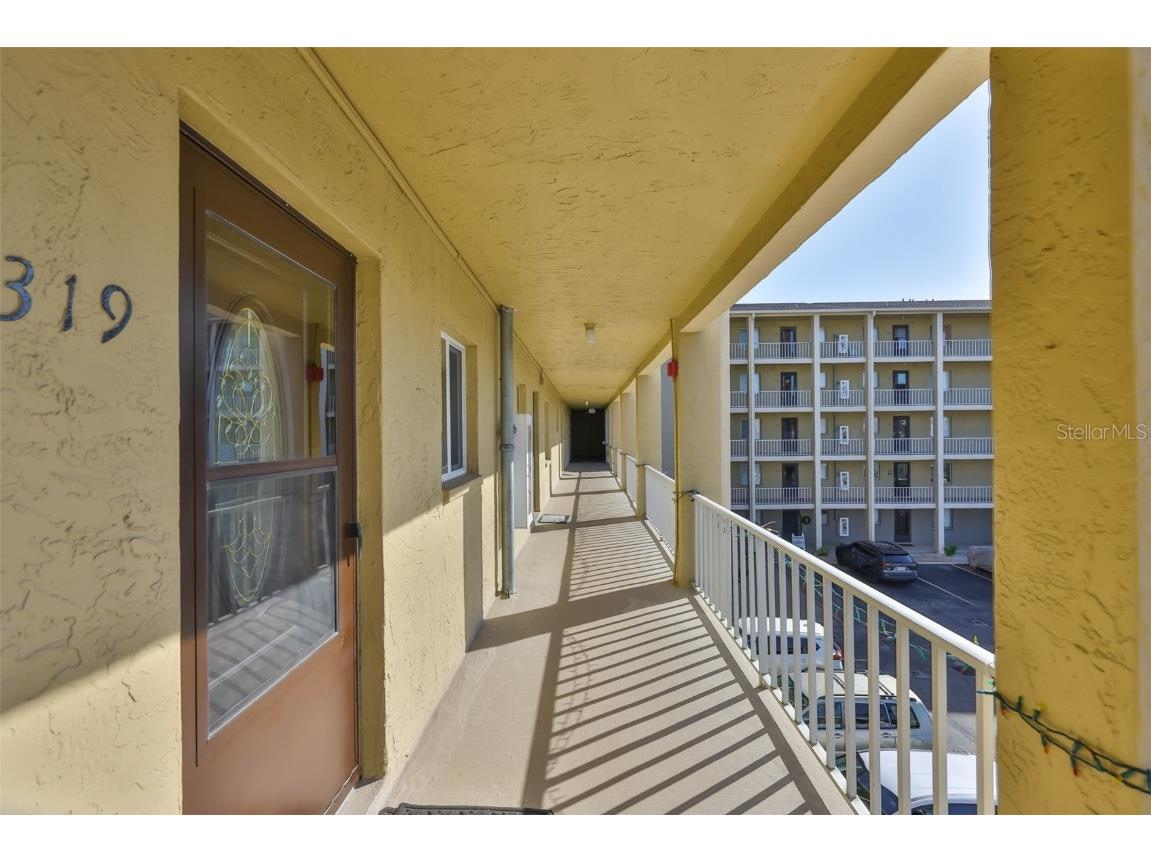 3656 Lake Bayshore Drive #319 Bradenton FL 34205 TB8456979 image2