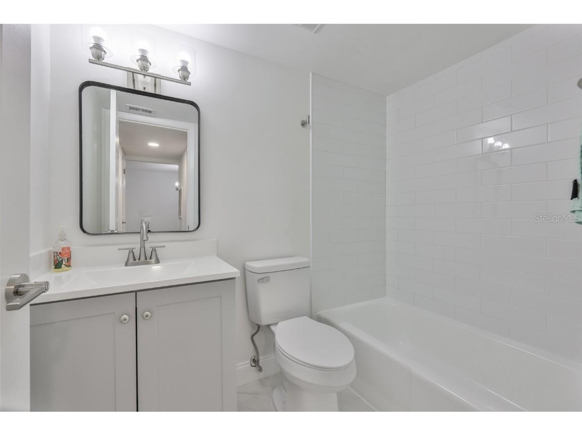 3656 Lake Bayshore Drive #319 Bradenton FL 34205 TB8456979 image26