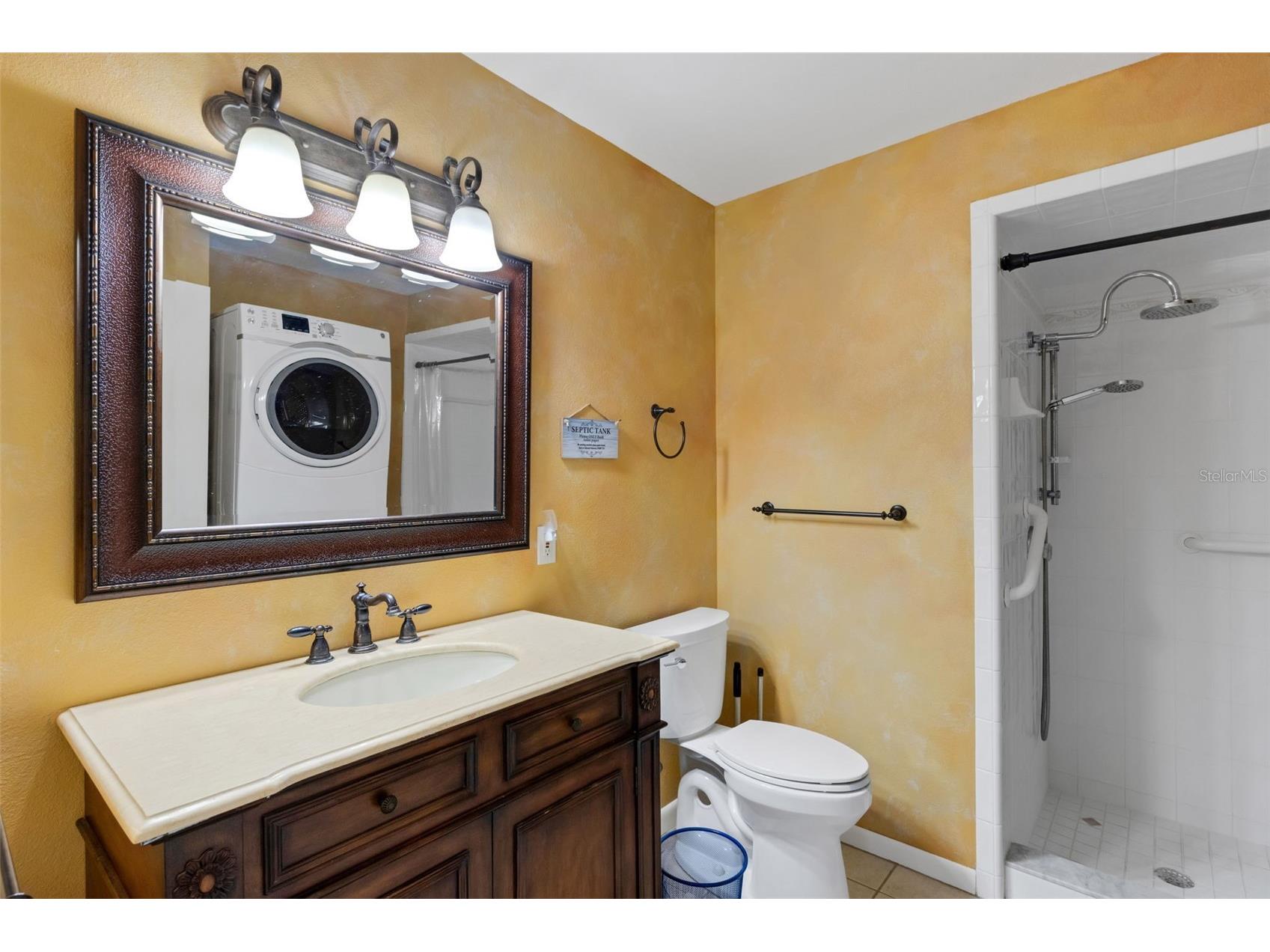 3656 Oak Grove Drive Sarasota FL 34243 A4691432 image20