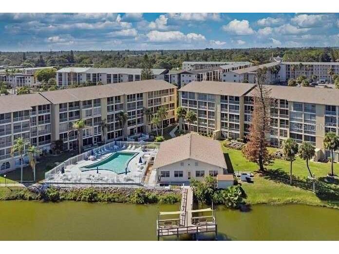 3658 Lake Bayshore Drive #320 Bradenton FL 34205 A4695381 image34